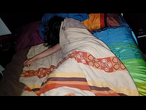 ❤️ Stepson berating a sua jovem madrasta enquanto ela dorme. Porno fodido em nós pt.special-grasser.ru